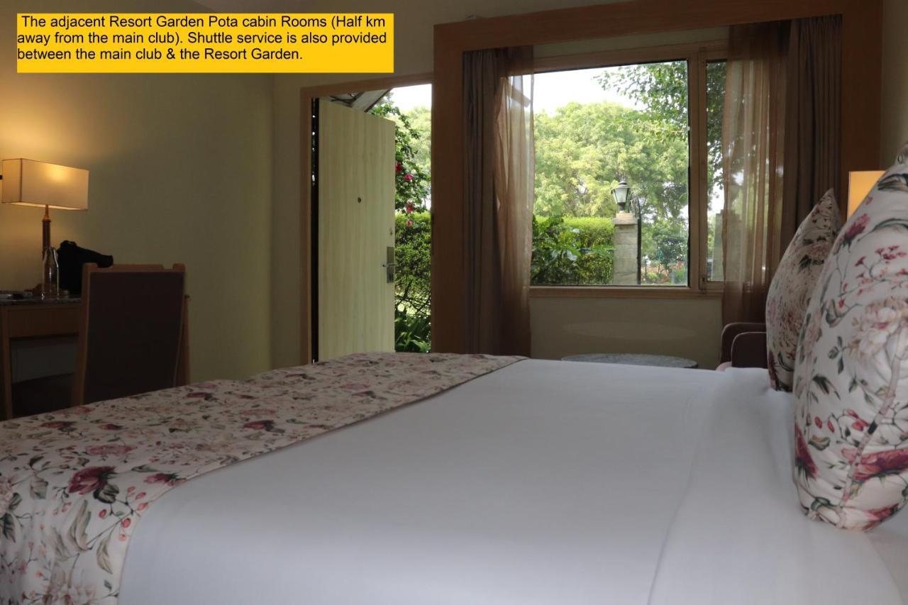 Best Western Resort Country Club Gurgaon Dış mekan fotoğraf