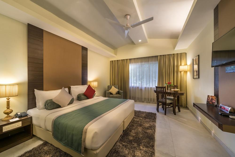 Best Western Resort Country Club Gurgaon Dış mekan fotoğraf